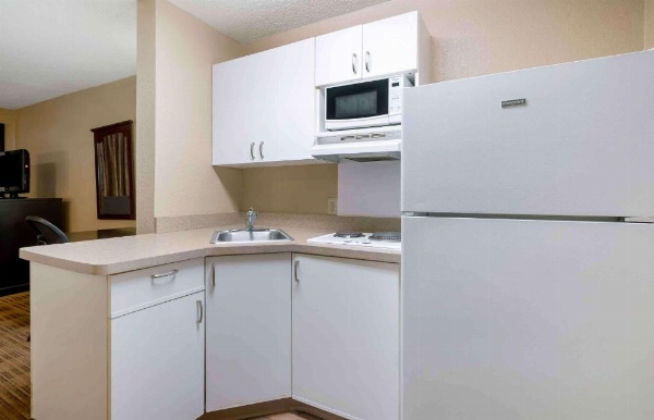Extended Stay America Suites - Jacksonville - Lenoir Avenue East image 11